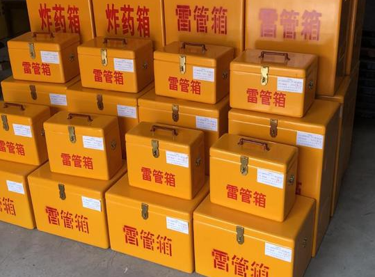 林甸玻璃钢雷管箱的使用寿命一般是多少？